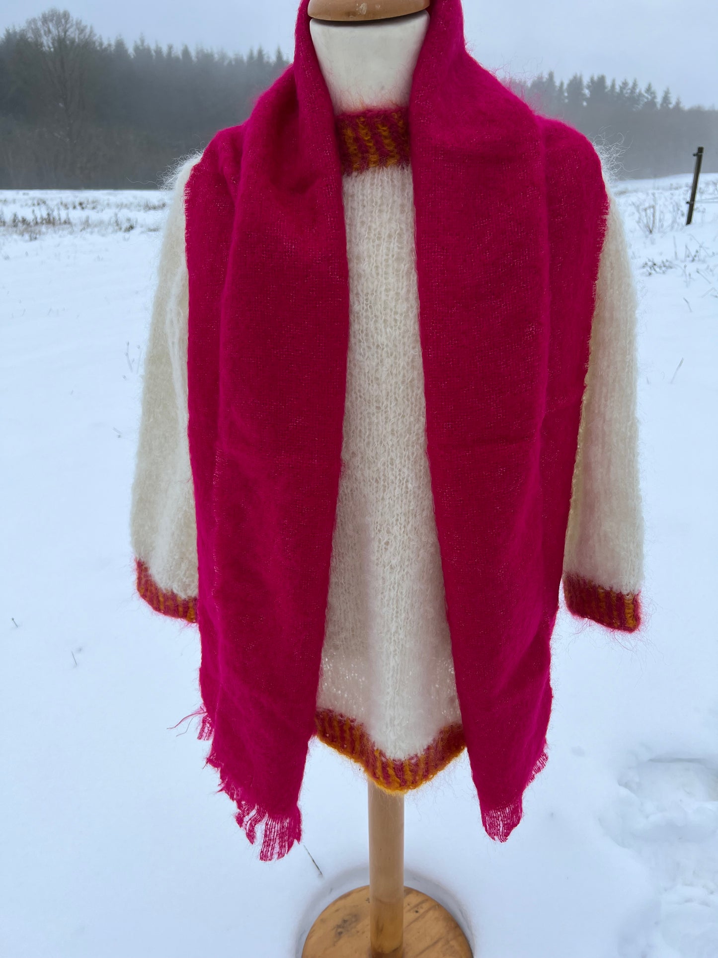 Vævet halstørklæde hindbær