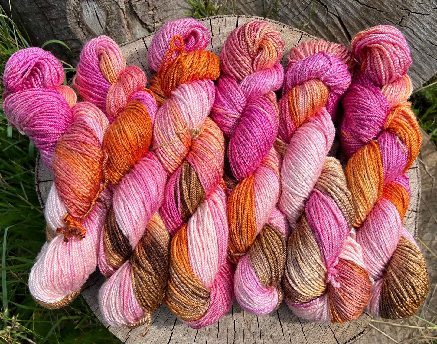 Håndfarvet sw merino og morbærsilke 50/50
