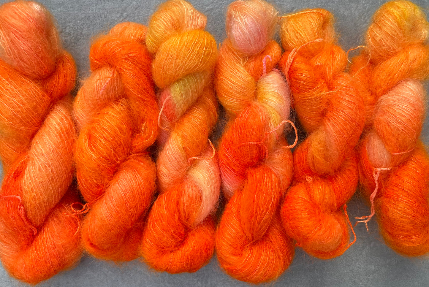 Håndfarvet 'velfærds' mohair