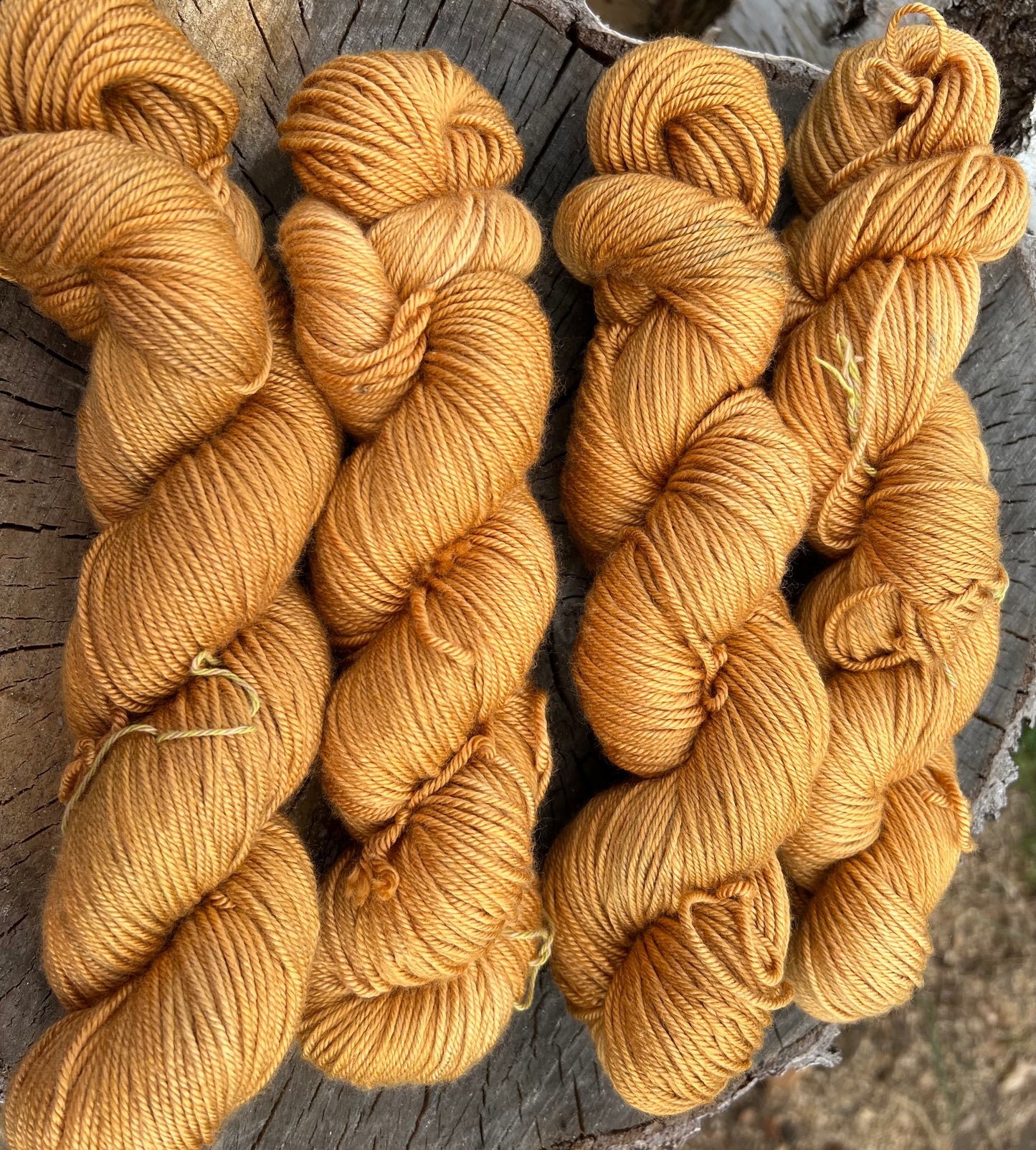 Håndfarvet sw merino og morbærsilke 50/50