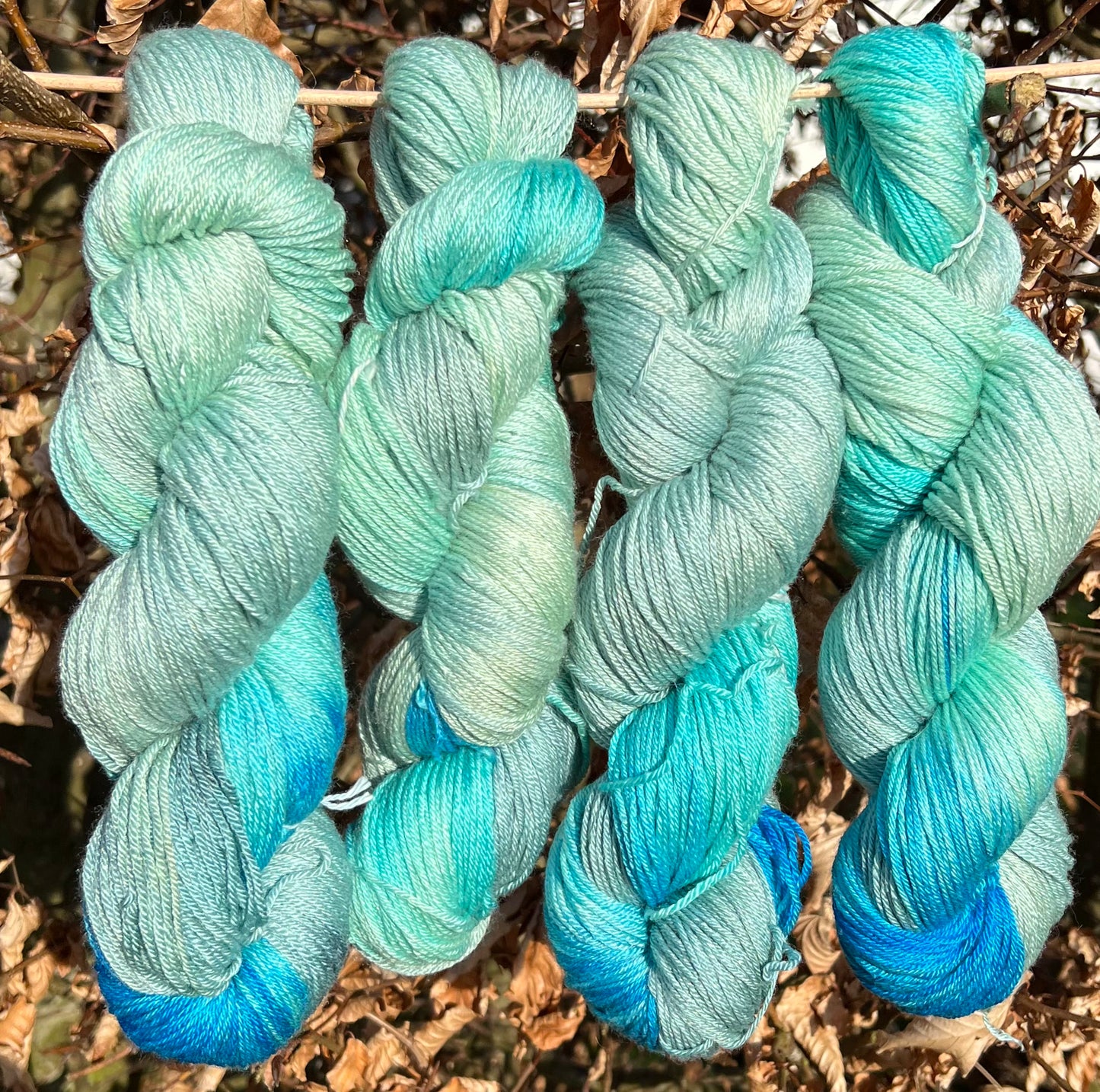 Håndfarvet merino og morbærsilke 50/50