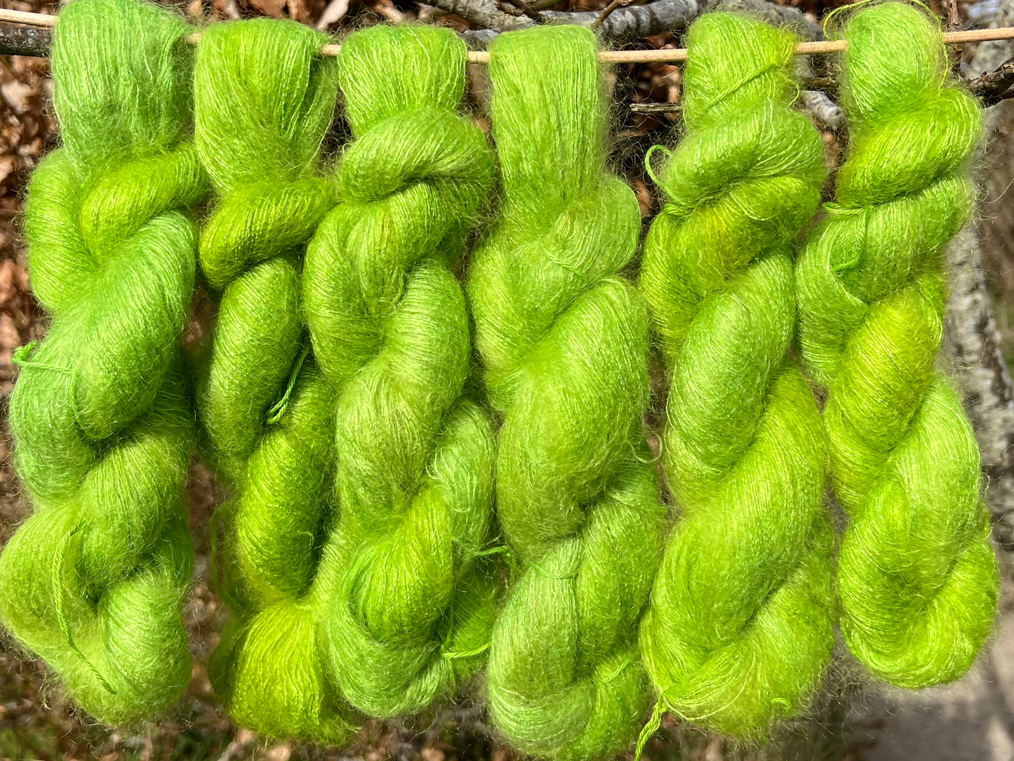 Håndfarvet silkemohair 60/40 💚