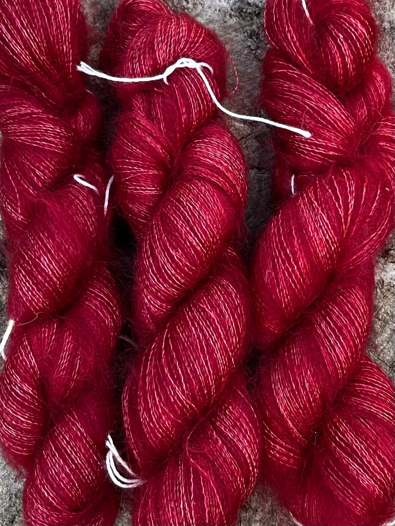 Silkemohair 60/40 Granatæble