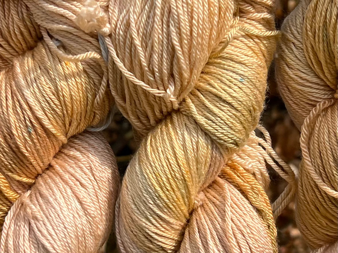 Håndfarvet merino/ morbærsilke 50/50