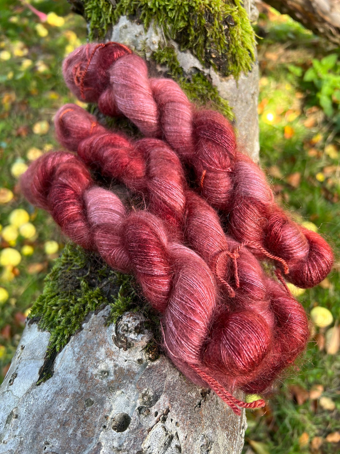 Håndfarvet silkemohair 60/40 i rustrød