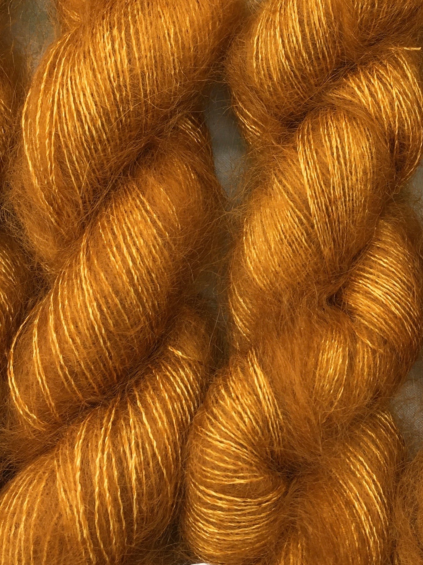 Silkemohair 60/40 Guld