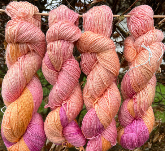 Håndfarvet merino og morbærsilke 50/50