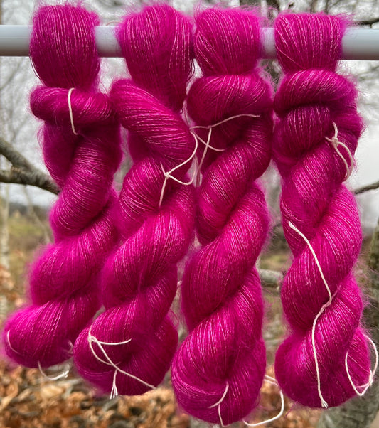 Silkemohair Pink 🩷 60/40 på 40 gram