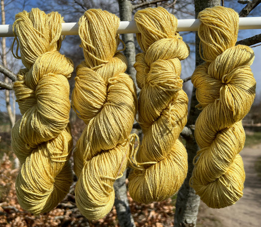 Håndfarvet merino og morbærsilke 50/50